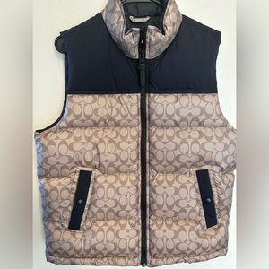 Coach Puffer logo print puffer vest